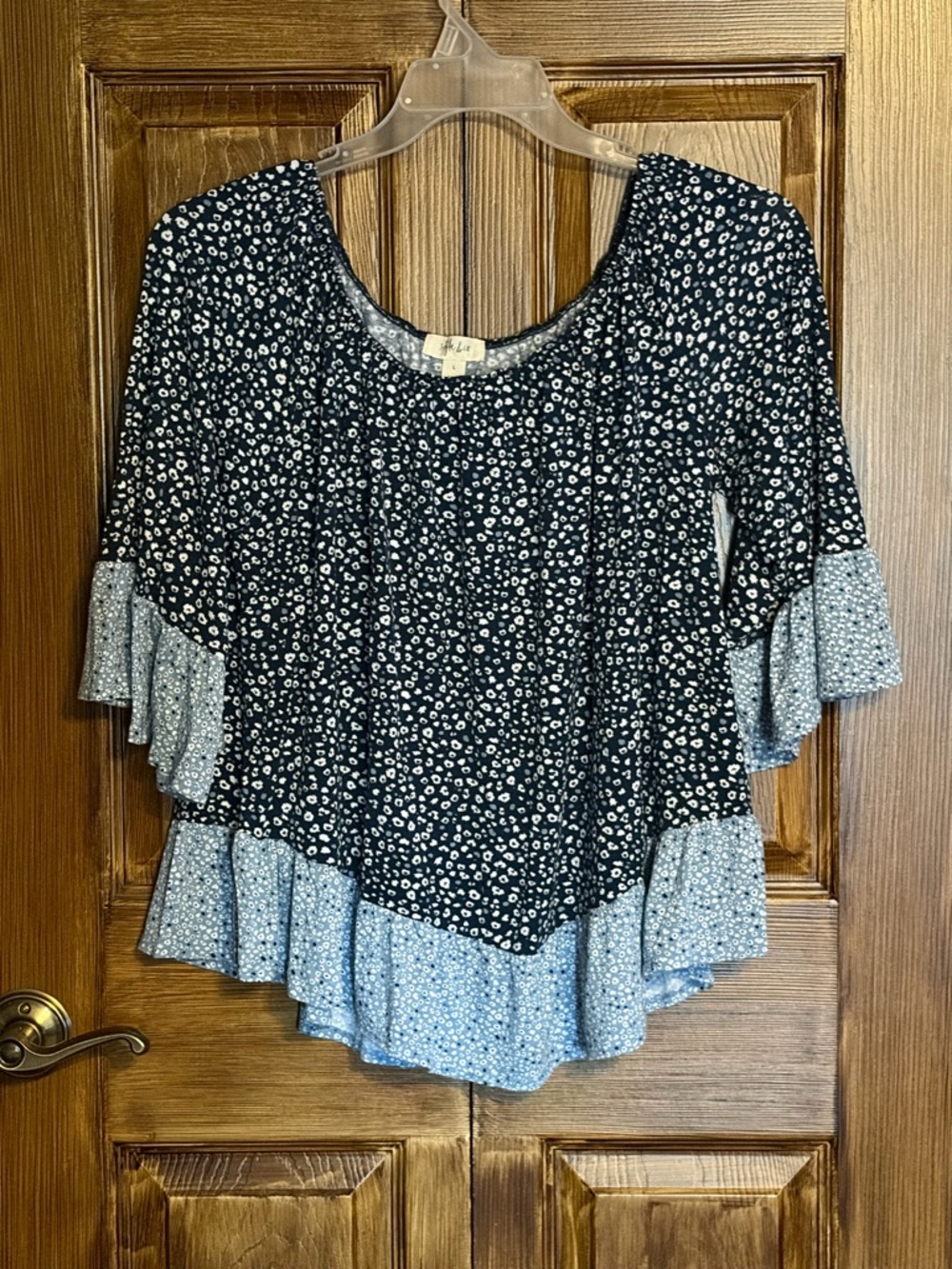 Style & Co Navy & Light Blue Floral Ruffle Deep Scoop Neck Bell Sleeve Blouse LG